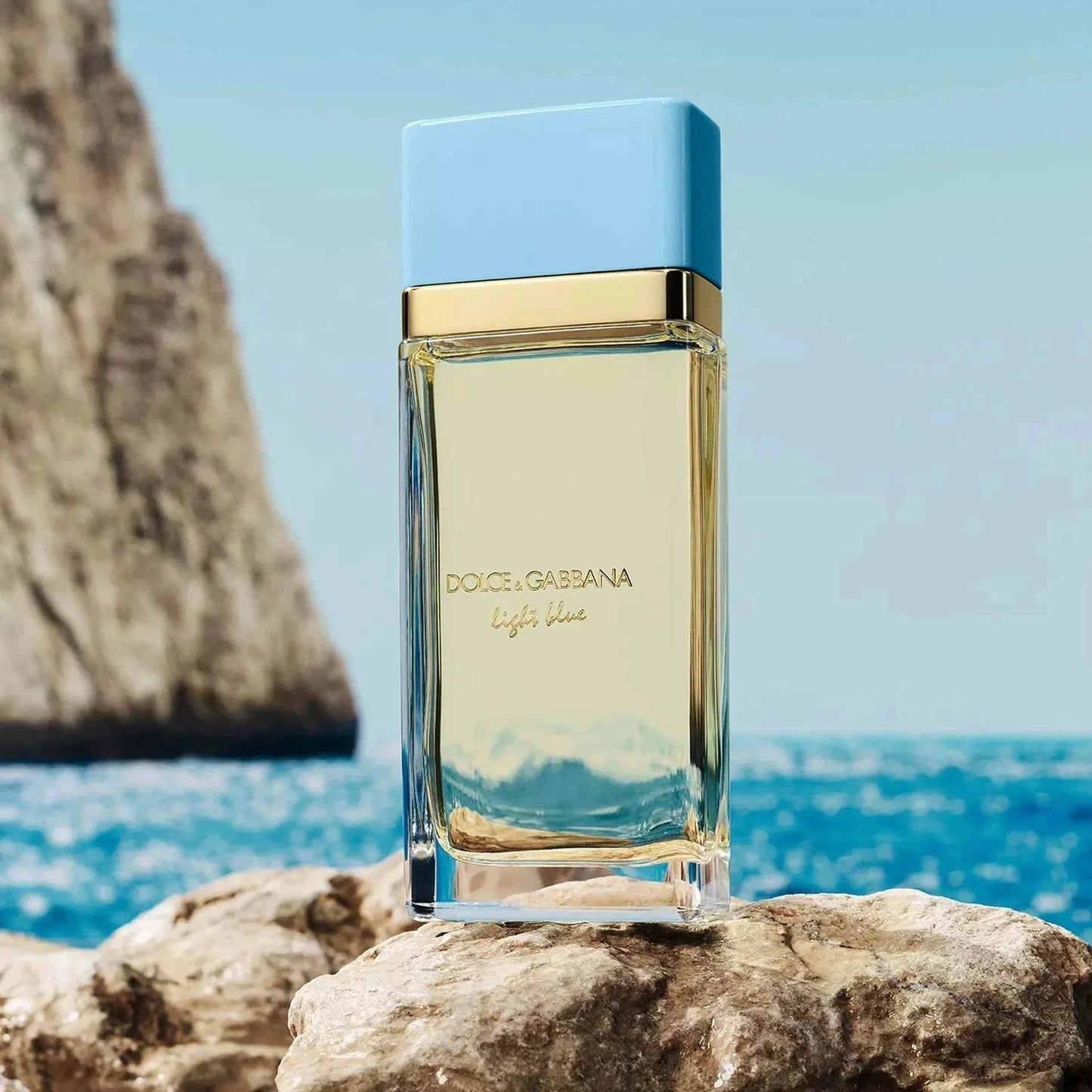 Dolce & Gabbana Light Blue women's floral woody fragrance bottle
